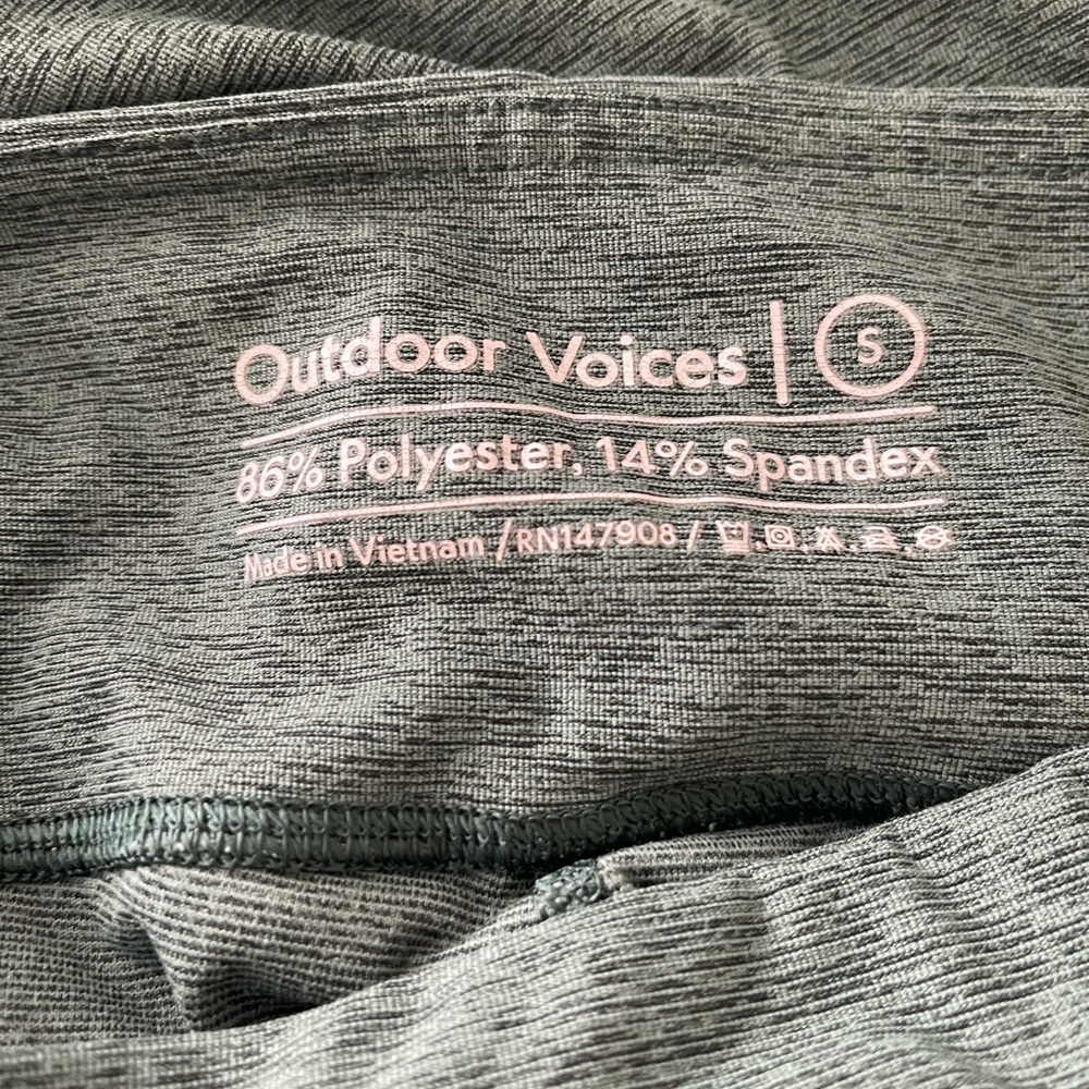 Outdoor Voices Green Cropped Leggings - Picture 5 of 5